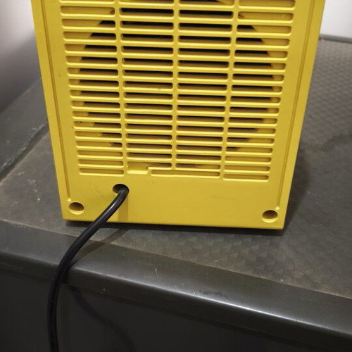 Bathroom fan heater 1800w like new