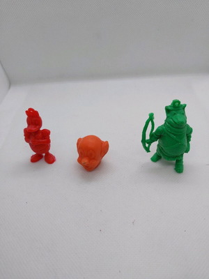 Figures from the 70s like new, Bozo Garidakia and ice cream
