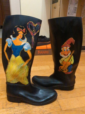 Hand-painted galotses boots new, size 40, black