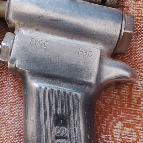 DeVilbiss paint gun used, for spare parts only