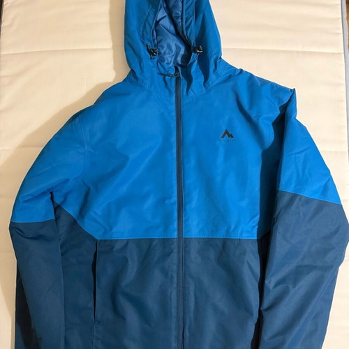 McKinley blue jacket size XL like new