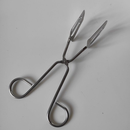 Tongs like new condition