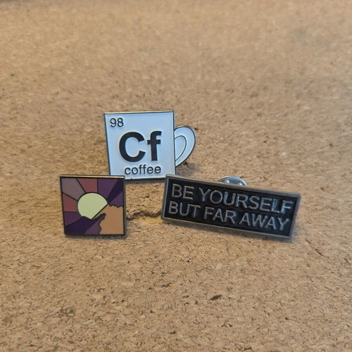 Pins set of 3, excellent condition, multicolor