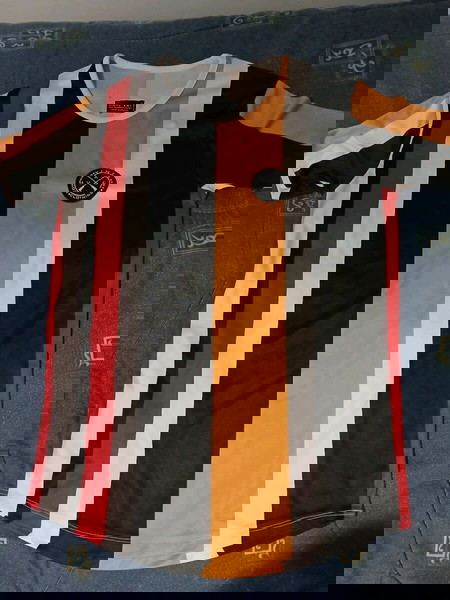 Μπλούζα vinyl