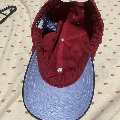 Tommy Hilfiger vintage cap, red