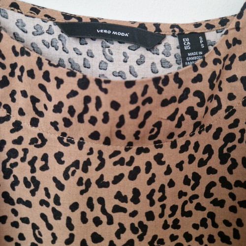 Vero Moda animal print camisole top, Small, new