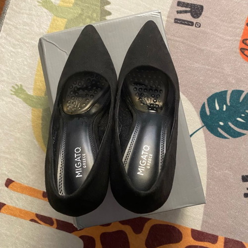 Migato black pumps used, size 38
