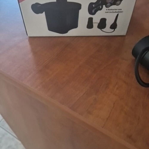 Battery Operated Air Pump like new