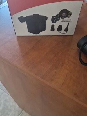 Battery Operated Air Pump like new
