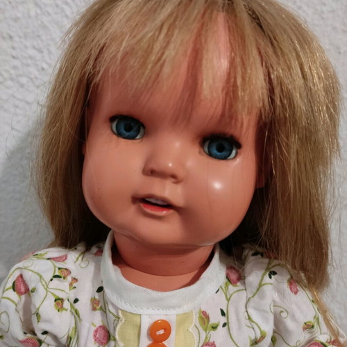 Vintage Schildkrot doll with turtle mark, working mechanism, used