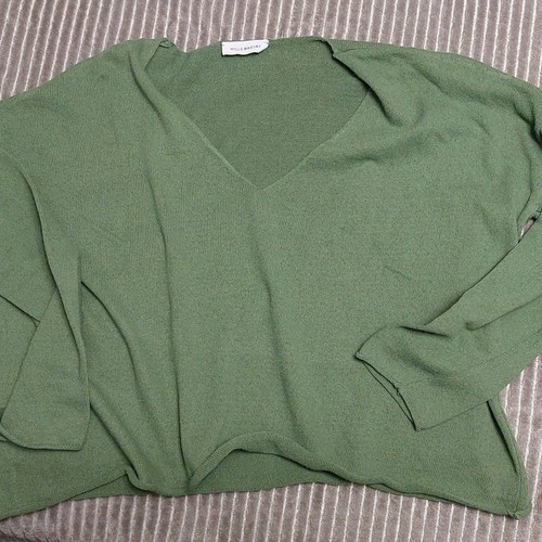Knitted women's sweater new, spring, green, one size