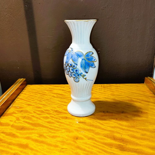 Decorative porcelain vase used 22cm with blue flowers and gold lines