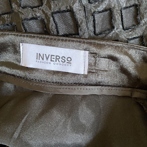 Inverso midi skirt like new, A-line, size M, black