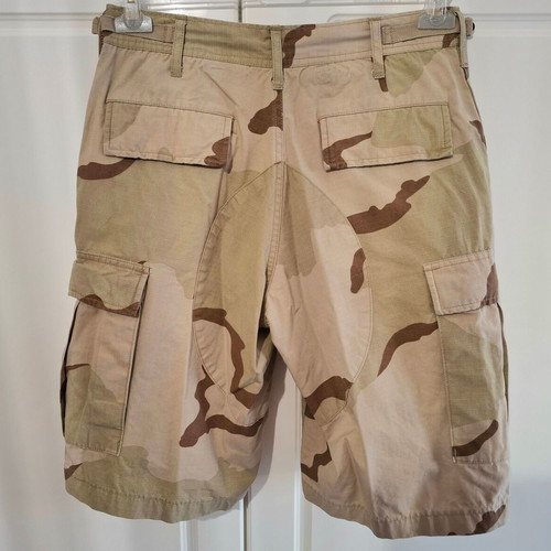 Helikon-Tex Cargo Shorts Desert Camo like new, size S
