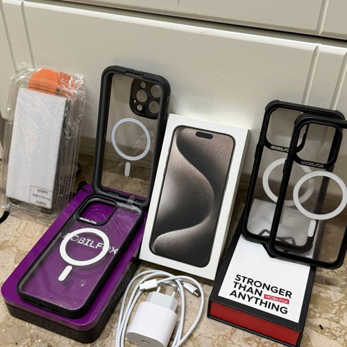 IPhone 15 Pro Max 256GB like new