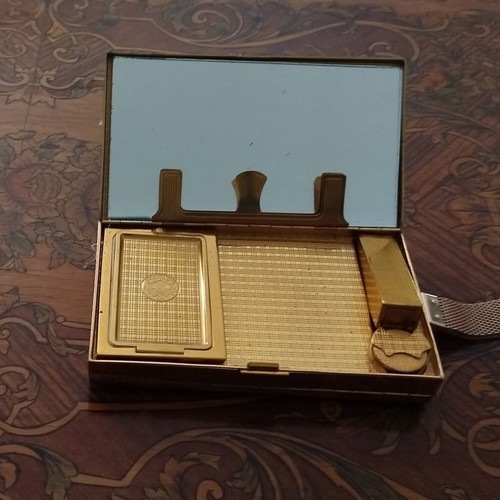 Minaudiere gold-tone metal vintage dance purse like new