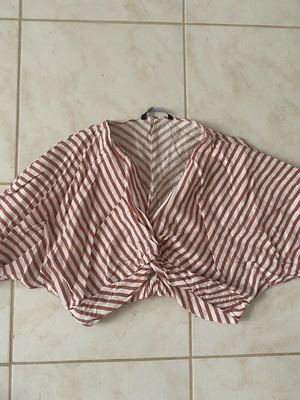 Zara crop shirt white like new, size M