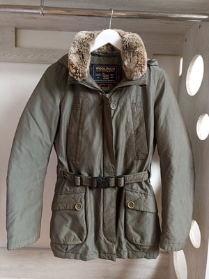 Woolrich women's parka like new, green, size S