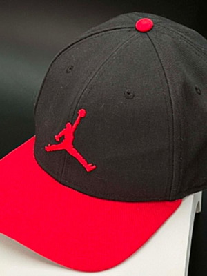 Καπέλο Jordan Pro Jumpman Snapback μεταχειρισμένο, one size, μαύρο και κόκκινο