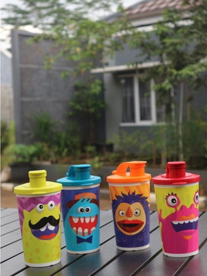 Tupperware Buba Monster Tumbler new kids cup with flip-top lid