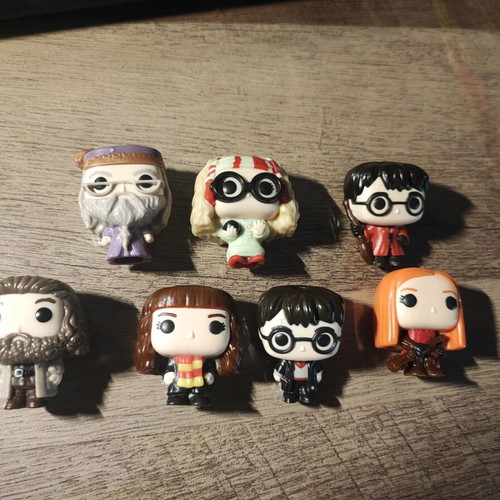 Harry Potter figures new condition