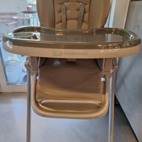 Kinderkraft high chair like new, foldable