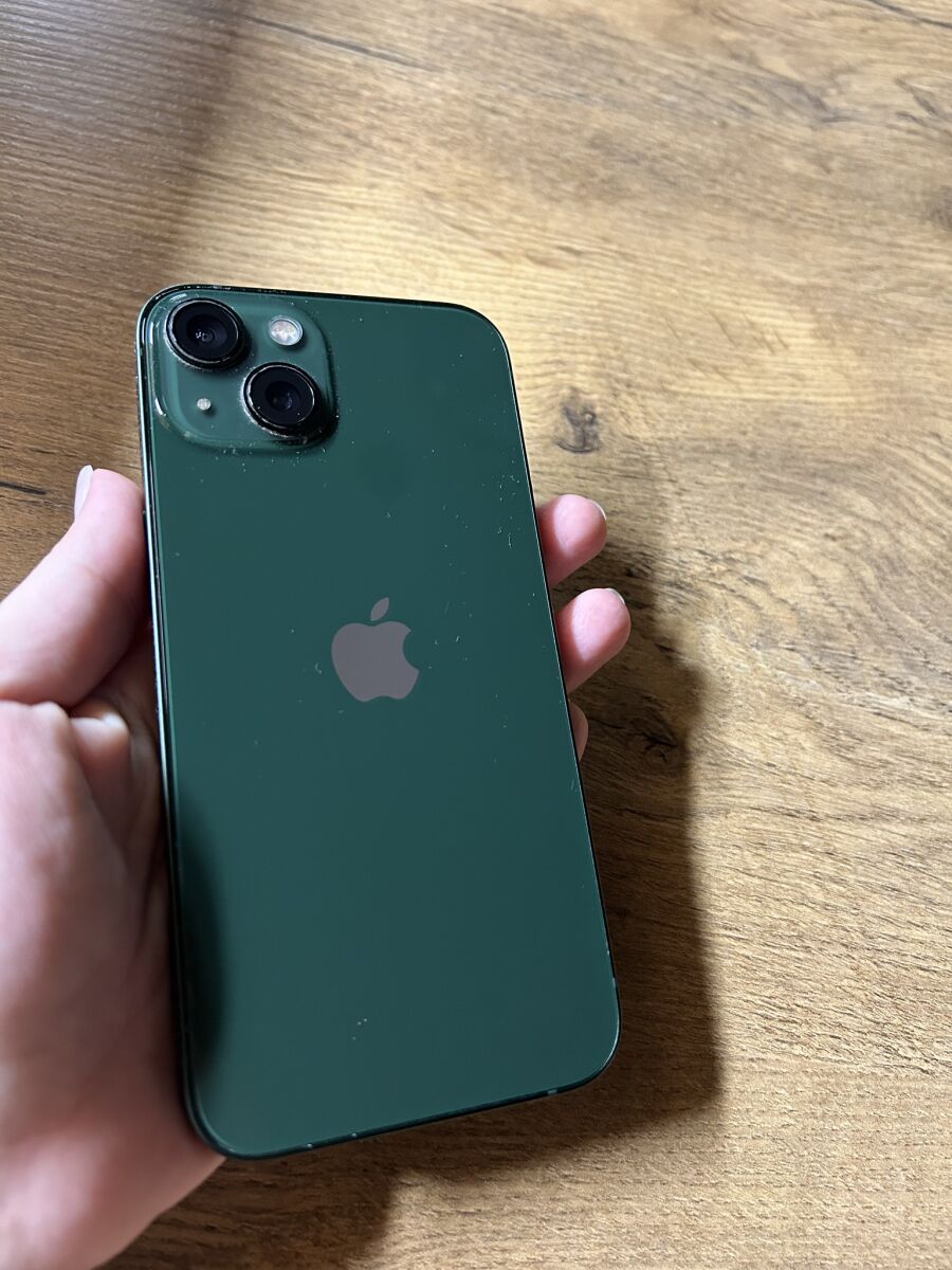 iPhone 13 green used, 128GB, dual SIM,… - € 300,00 - Vendora.cy