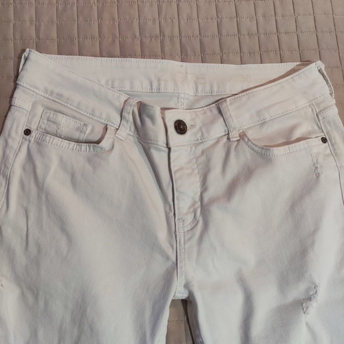 Zara white jeans like new with rips size S