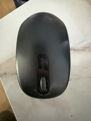 Microsoft wireless mouse without USB, like new