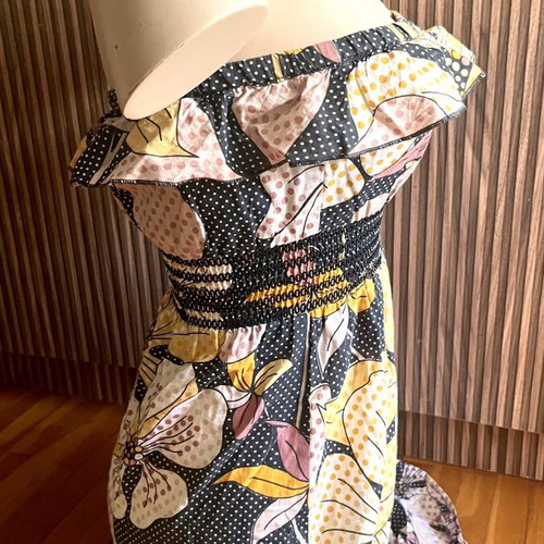 Roxy by Quiksilver Strapless Dress like new, size 10 (38 Medium), multicolor