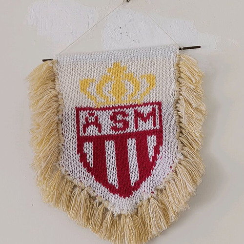 Monaco pennant used, knitted small size with fringes
