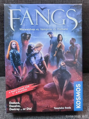 Fangs board game like new