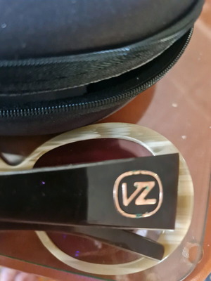 Γυαλιά ηλίου Vonzipper σαν καινούργια, ταρταρούγα μπεζ και καφέ