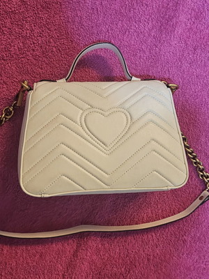 White shoulder handbag like new with dust bag