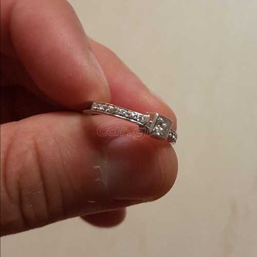 Ring new with certification, carats, special order square stone