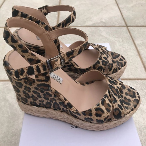 Sofia Manta platforms new, 100% leather leopard, size 38