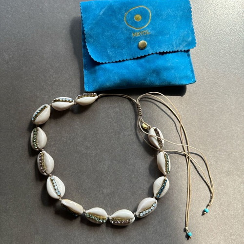 Mayol Jewelry Lambada Choker shell necklace used