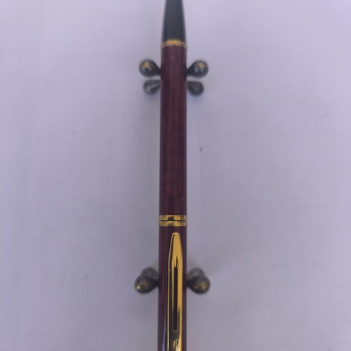 Waterman pen used, grenat color with gold details, made in France
