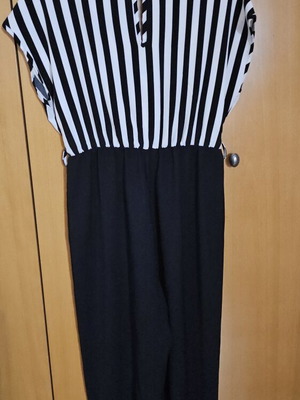 Shein jumpsuit M black and white