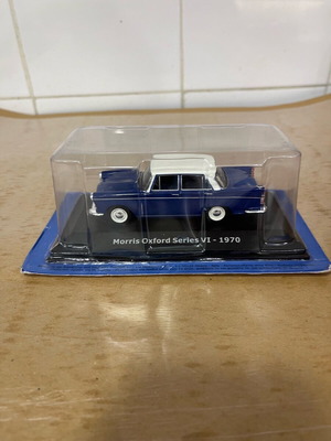 Collectible Morris Oxford 1970 Miniature Scale 1:43 New
