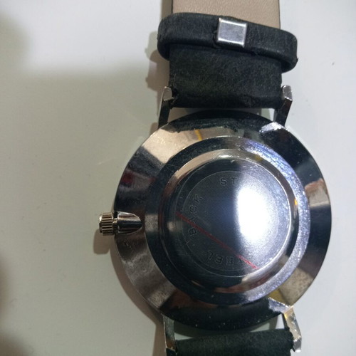 Women's watch new, unused without box, needs battery
