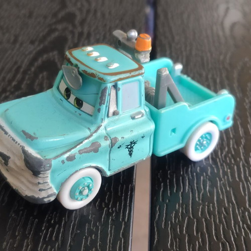 Disney Cars Tow Mater 1:55 used, broken crane