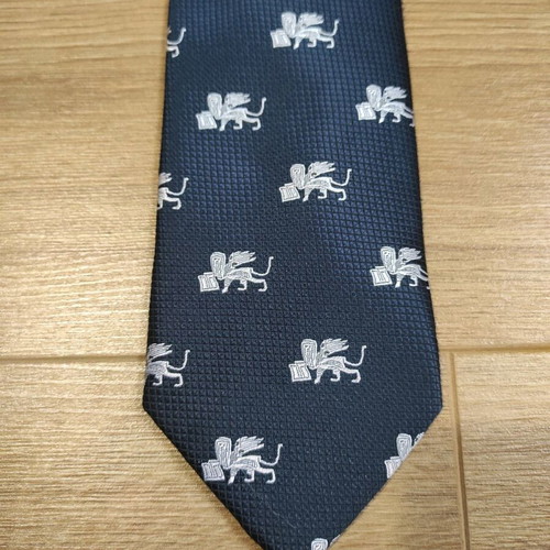 Italian silk tie like new, blue