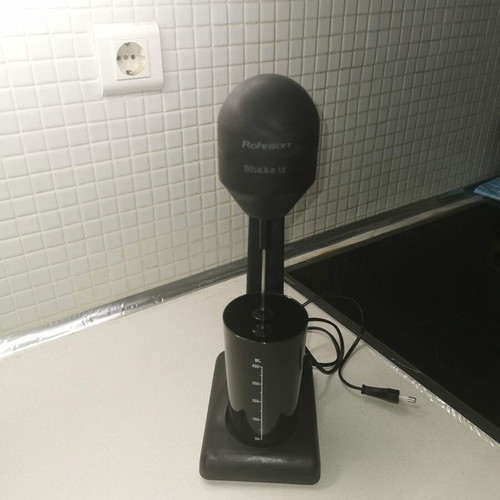 Rohnson Drink Shaker R-447 like new, 100W