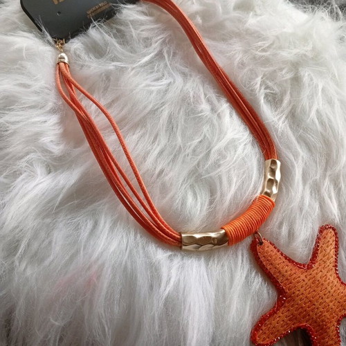 Starfish necklace new, orange with leather
