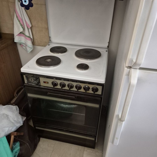 Two functional vintage style stoves