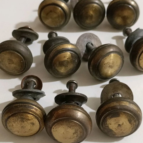 Screw-on handles used, pack of 10, brass, 3 cm