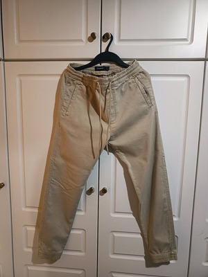 Cargo pants Pull & Bear like new, size M, beige