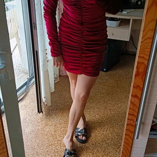 Velvet red short dress with off-shoulder new