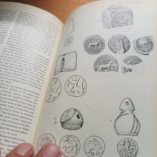 Book The Arts in Prehistoric Greece like new 1978